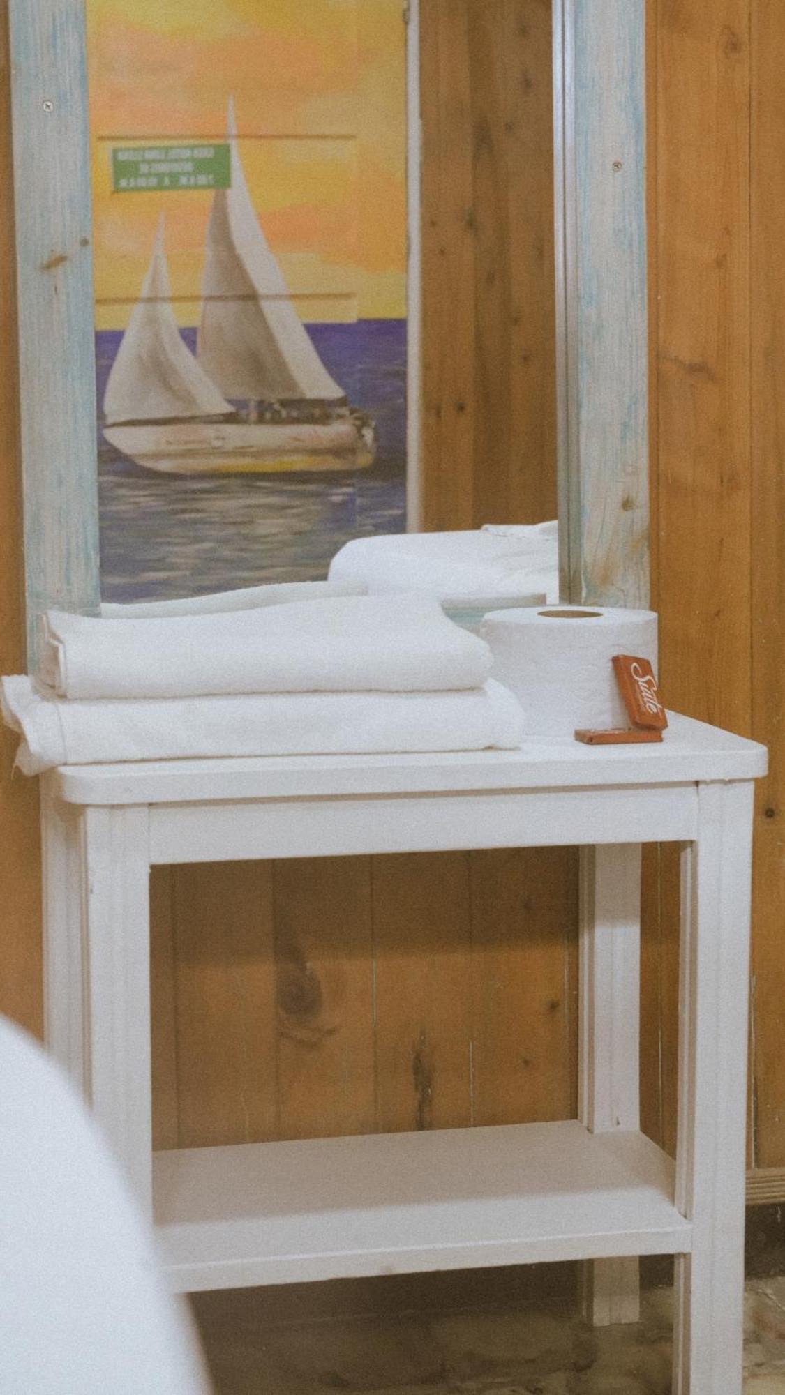 Hostal Luna Llena Getsemani Cartagena エクステリア 写真