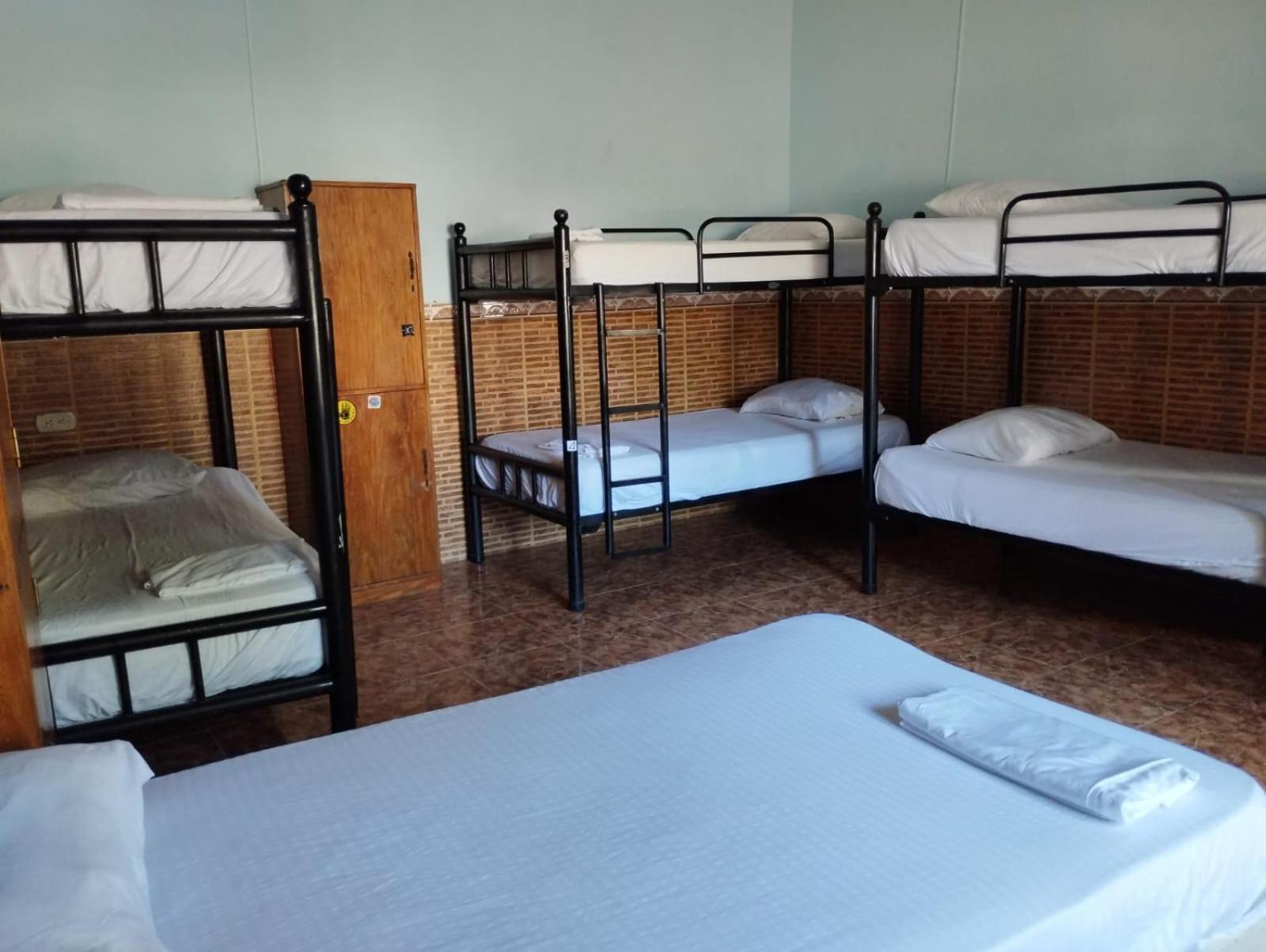 Hostal Luna Llena Getsemani Cartagena エクステリア 写真